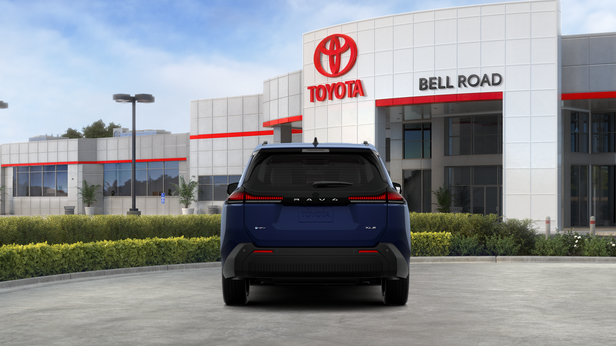 Toyota RAV4 XLE Premium 2026