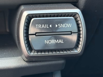 Toyota RAV4 híbrido enchufable SE 2026