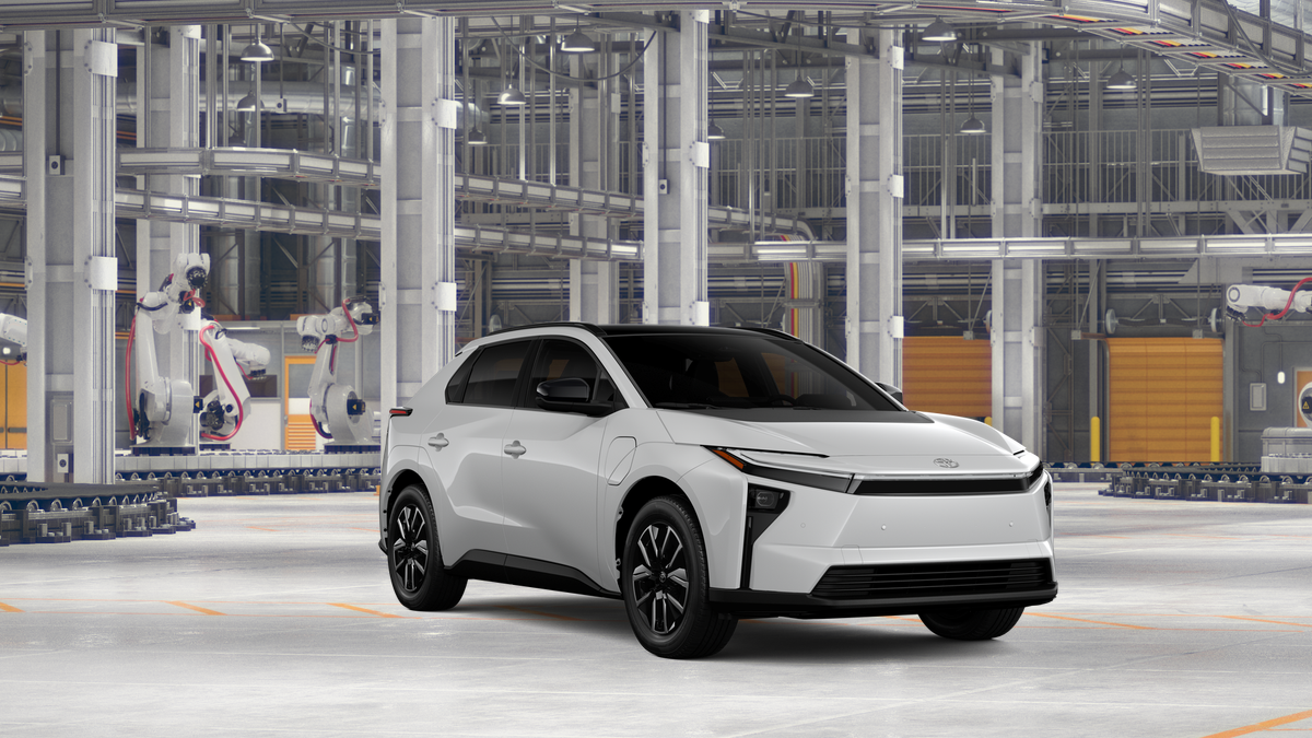 Toyota bZ XLE 2027