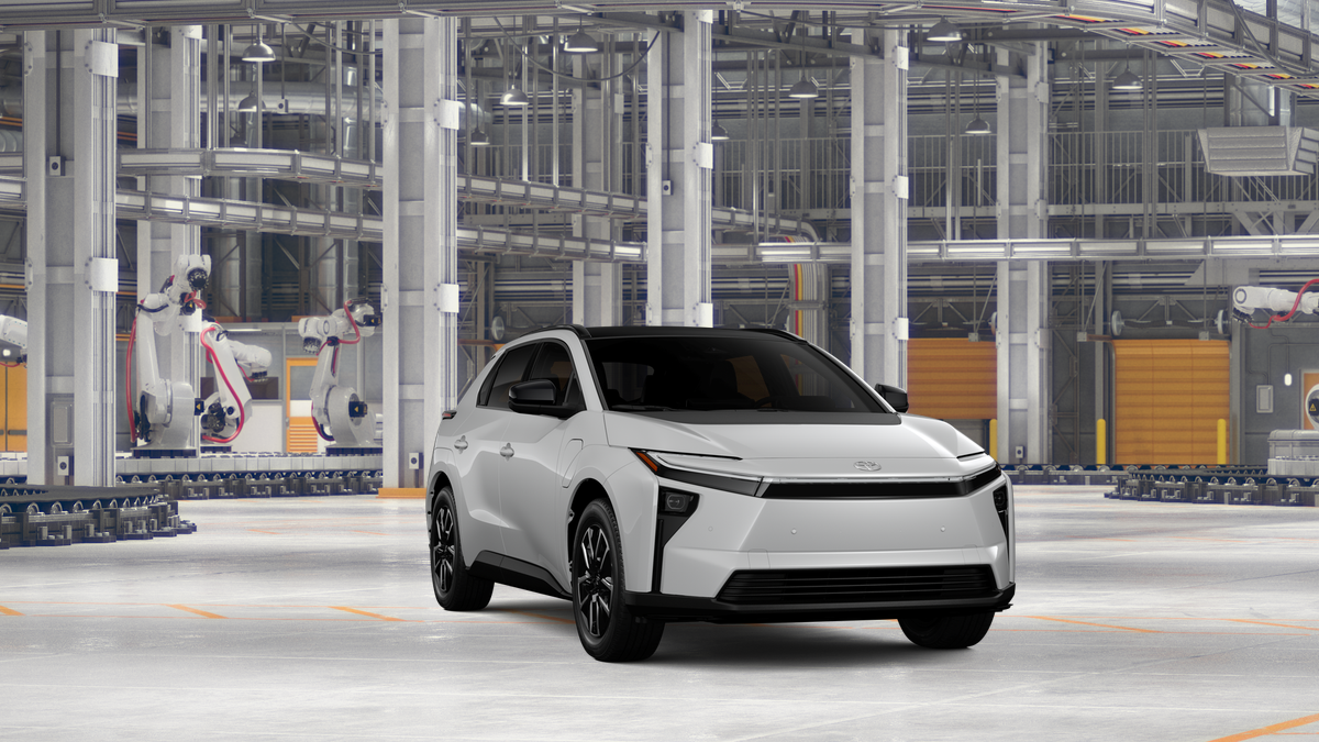 Toyota bZ XLE 2027