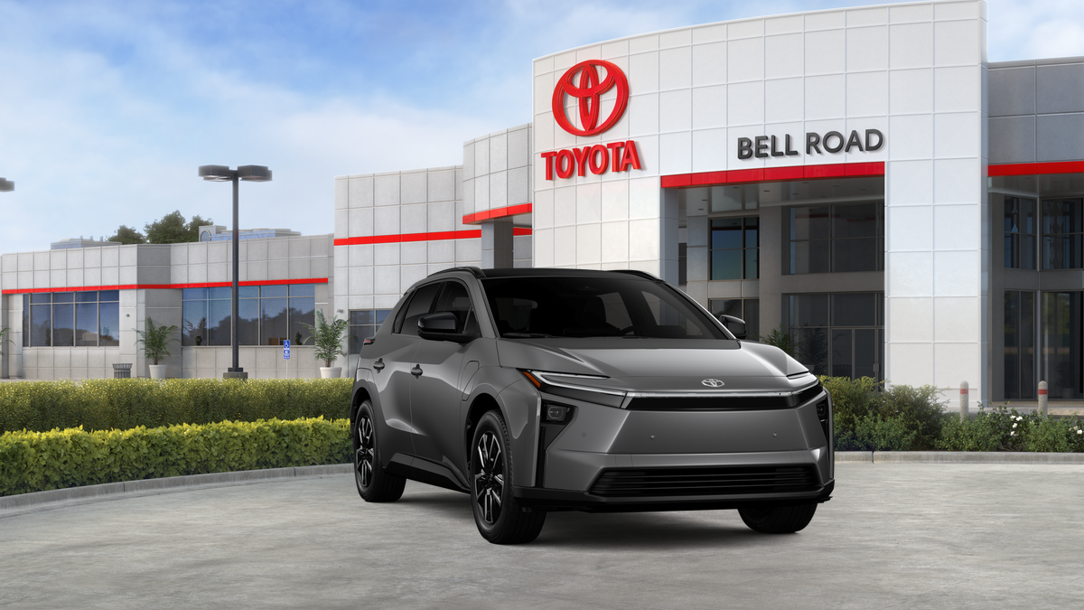 Toyota bZ XLE 2027