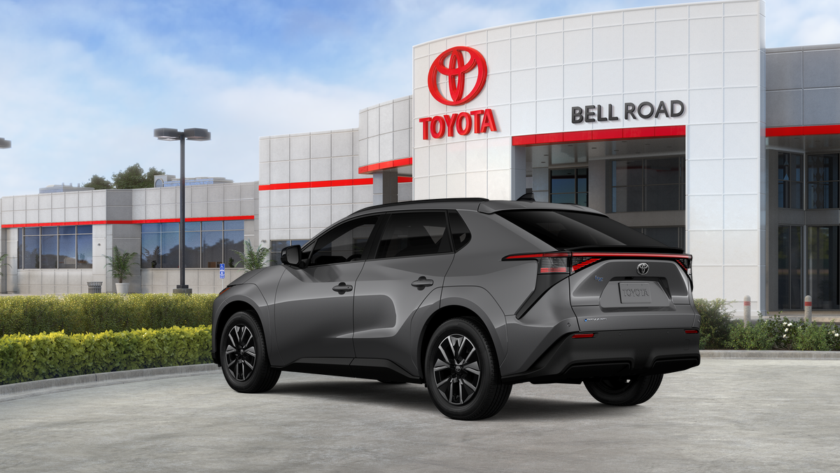 Toyota bZ XLE 2027