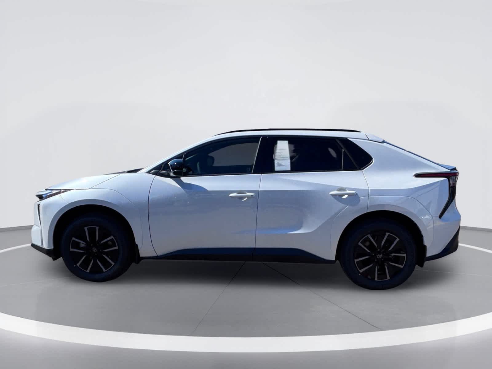 Toyota bZ XLE 2027