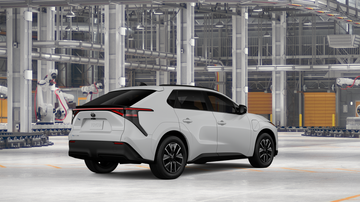 Toyota bZ XLE 2027
