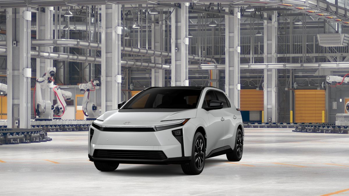 Toyota bZ XLE 2027