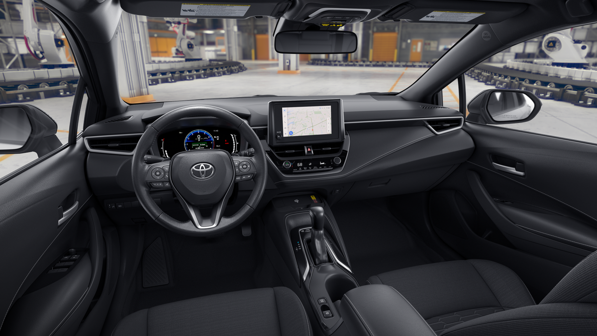 Toyota Corolla Hatchback SE 2027