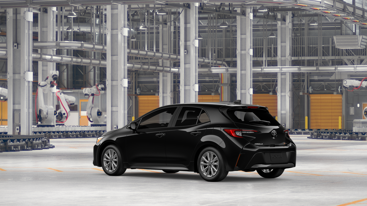 Toyota Corolla Hatchback SE 2027
