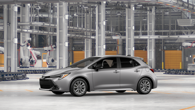 Toyota Corolla Hatchback SE 2027