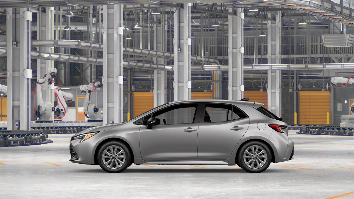 Toyota Corolla Hatchback SE 2027