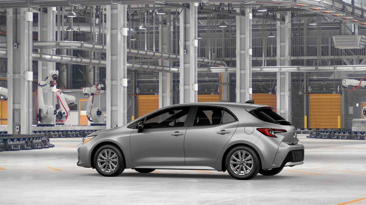 Toyota Corolla Hatchback SE 2027