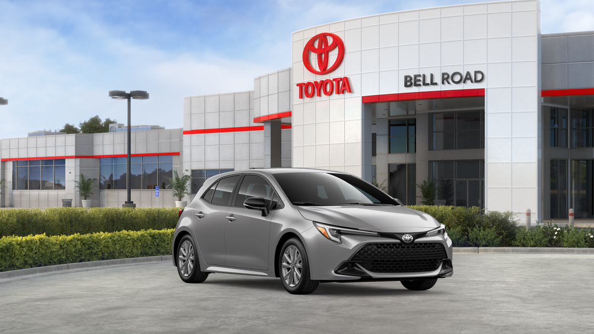 2026 Toyota Corolla Hatchback SE