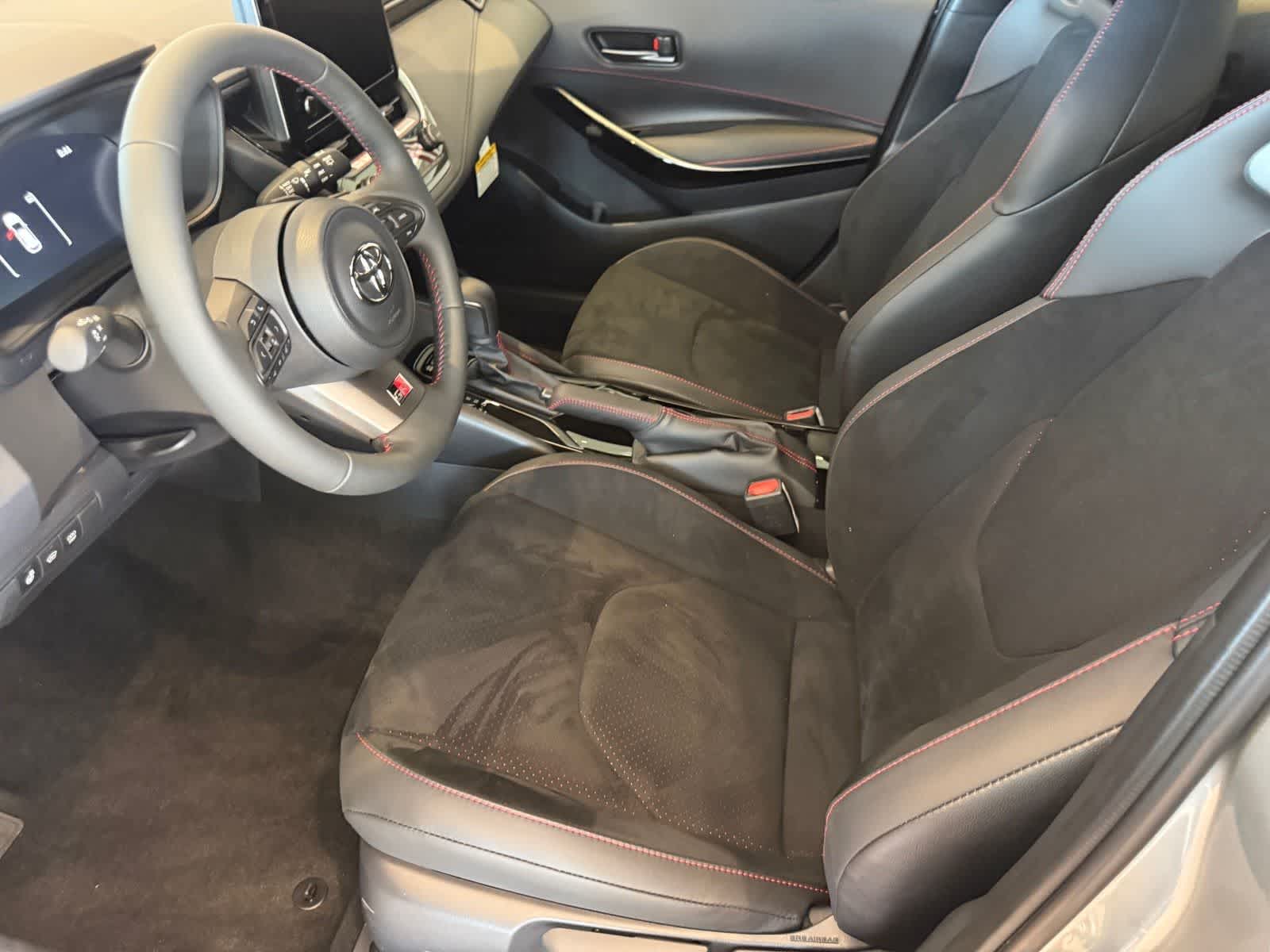 Toyota GR Corolla Premium Plus DAT 2026