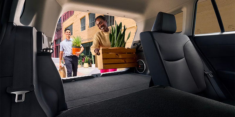 2025 Corolla Cross Interior Trasero