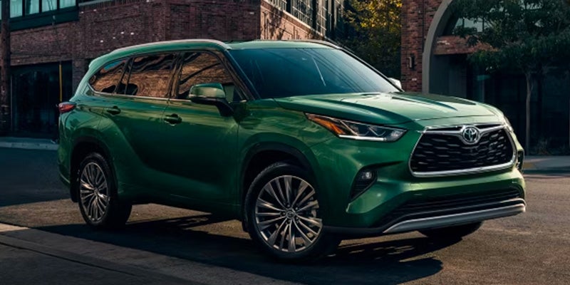 Toyota Highlander verde