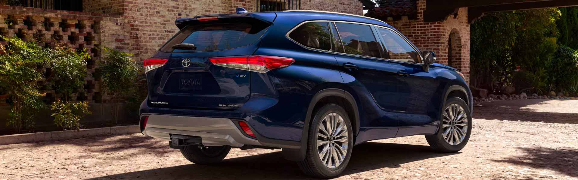 Toyota Highlander azul