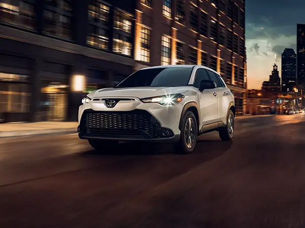 Conducción del Toyota Corolla Cross Hybrid 2025